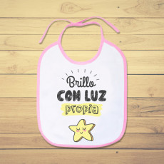 Divertido babero personalizado de bebe con frase original y graciosa