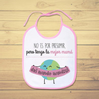 Babero de bebé personalizado para decirle a mamá que es la mejor de todos